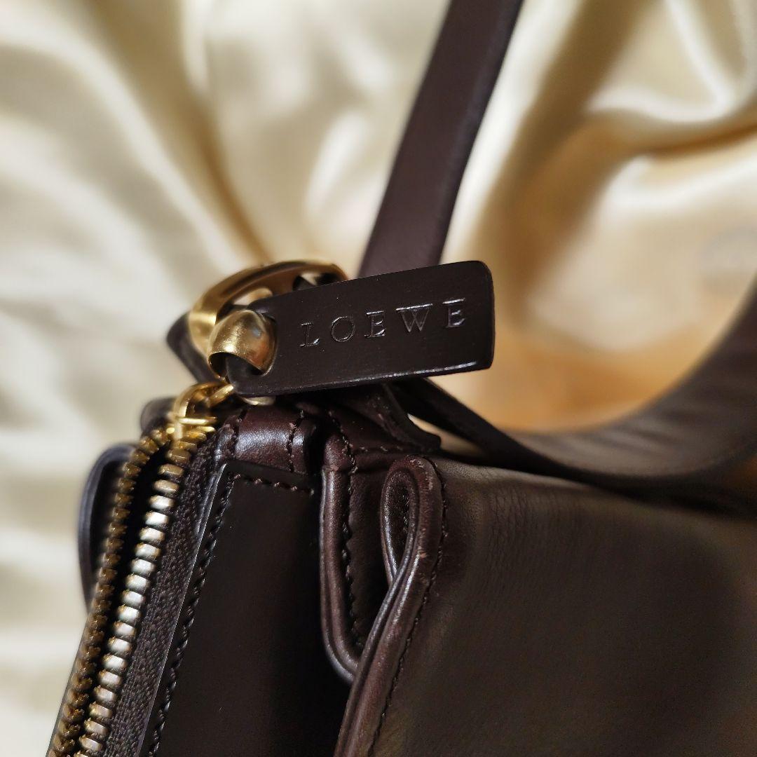 Loewe ダークブラウン ショルダーバッグ