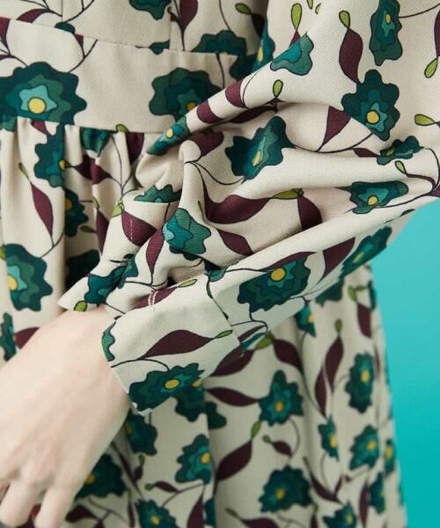 ホコモモラ＊一回着用のみ　花柄マキシ丈ワンピース