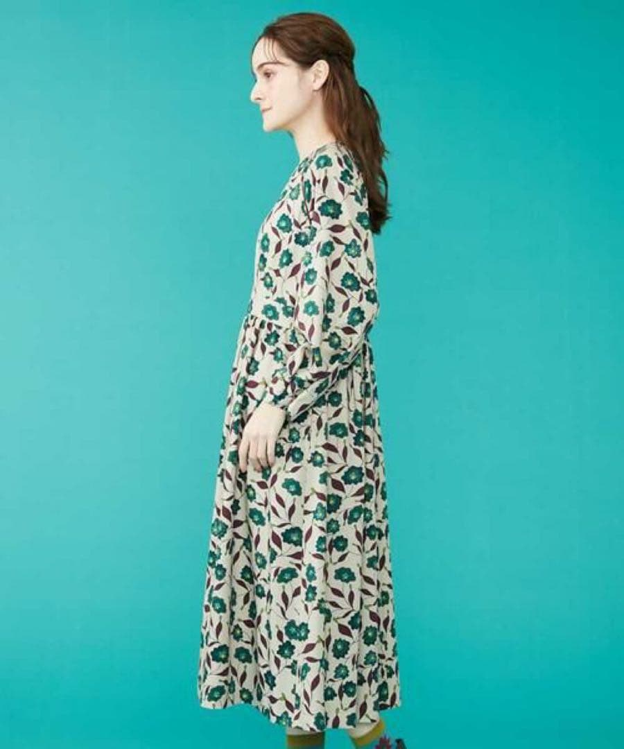 ホコモモラ＊一回着用のみ　花柄マキシ丈ワンピース