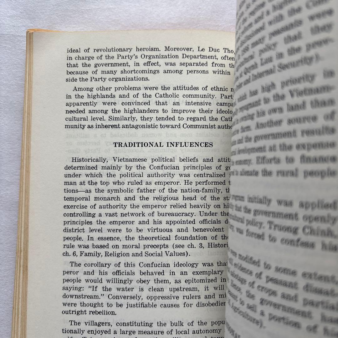 【洋書・戦争】北ベトナム地域ハンドブック 1967年 米国製 経年劣化あり