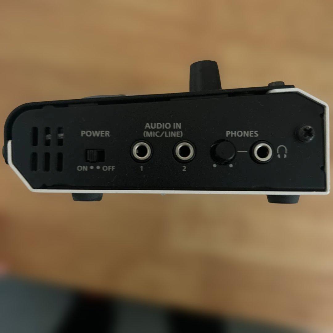 【週末特価】Roland V-02HD MK II ストリーミングビデオミキサー