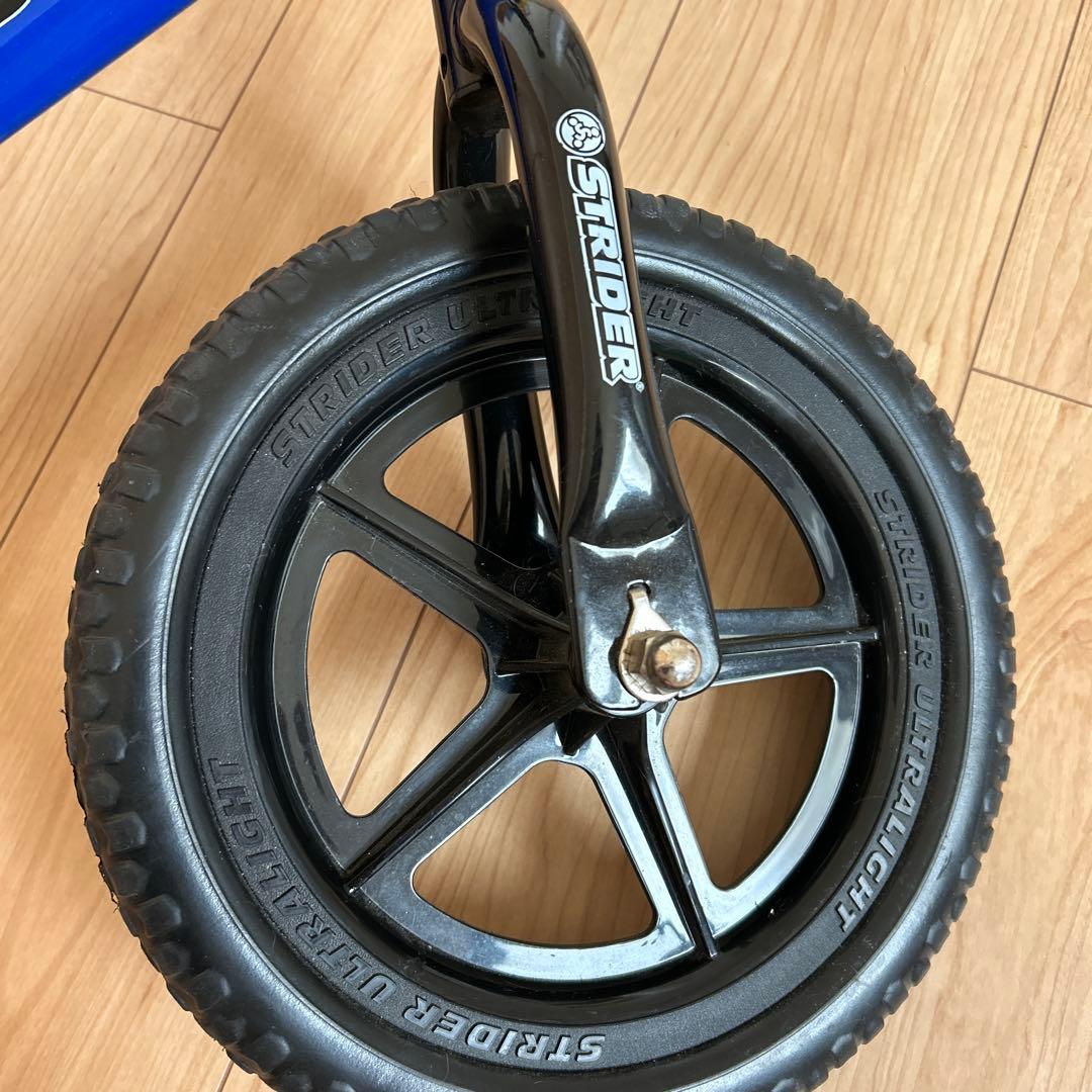 ストライダー スポーツモデル 12インチ 青