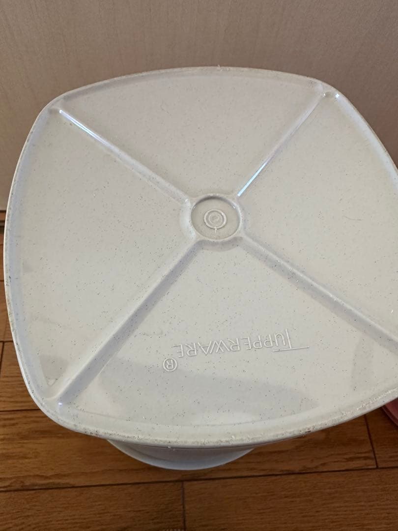 マキシクイーンデコレーターとデコレーター タッパーウェア Tupperware