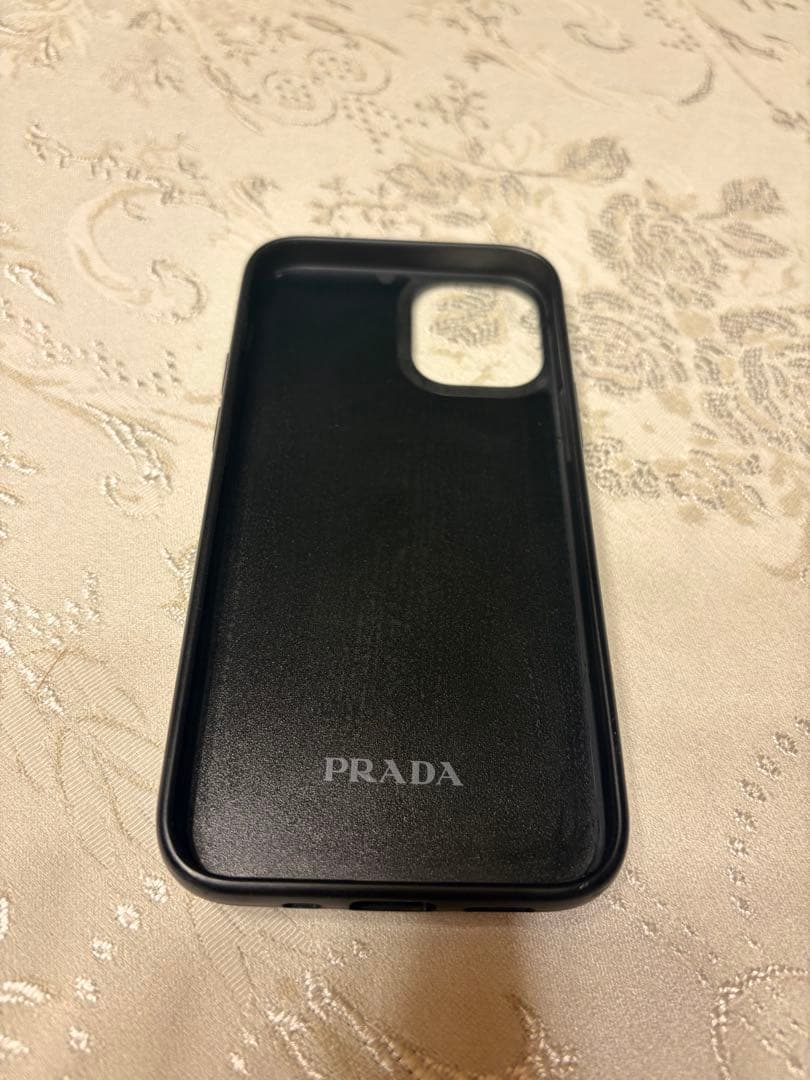 PRADA サフィアーノ レザー 12mini iPhoneケース