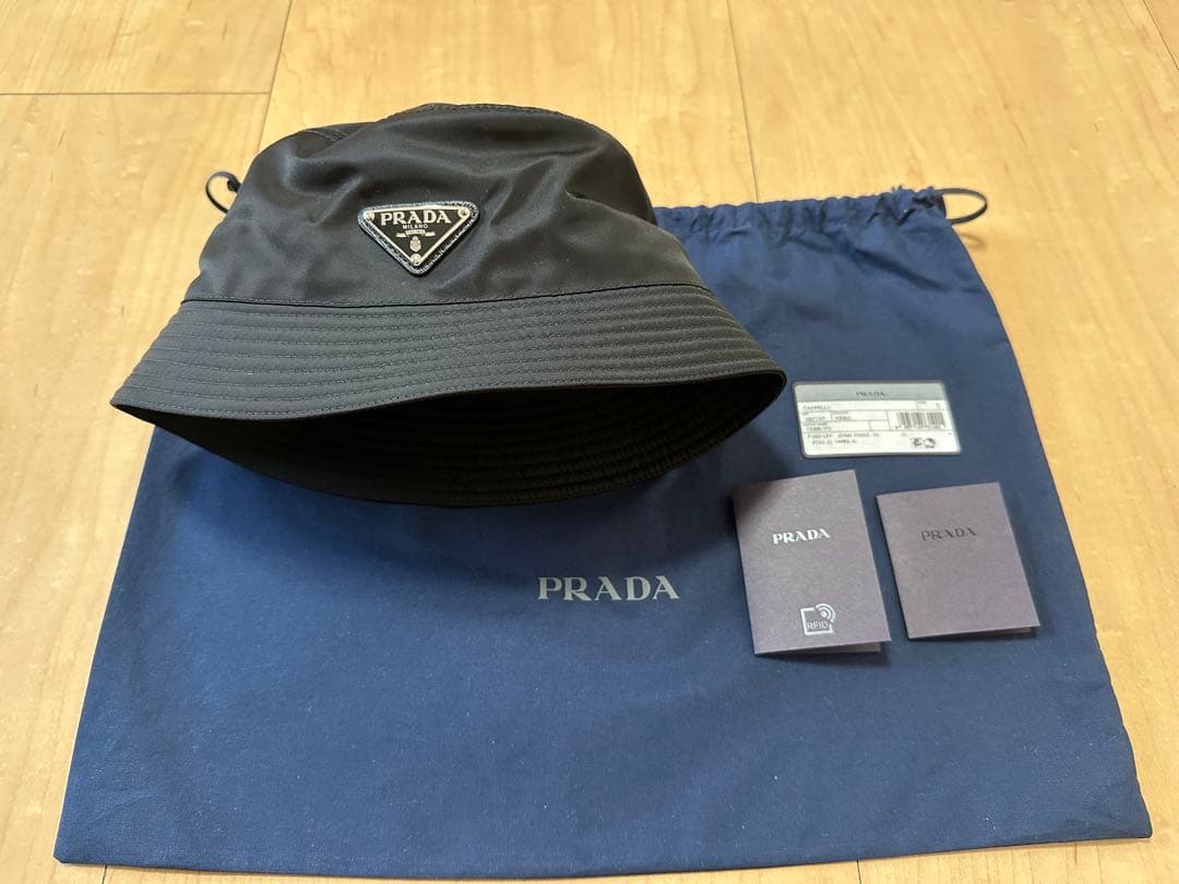 【初売り特価】PRADA バケットハット Sサイズ ナイロン