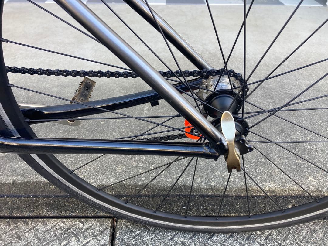 GIANT ESCAPE クロスバイク ブラック　マウンテンバイク　ロードバイク