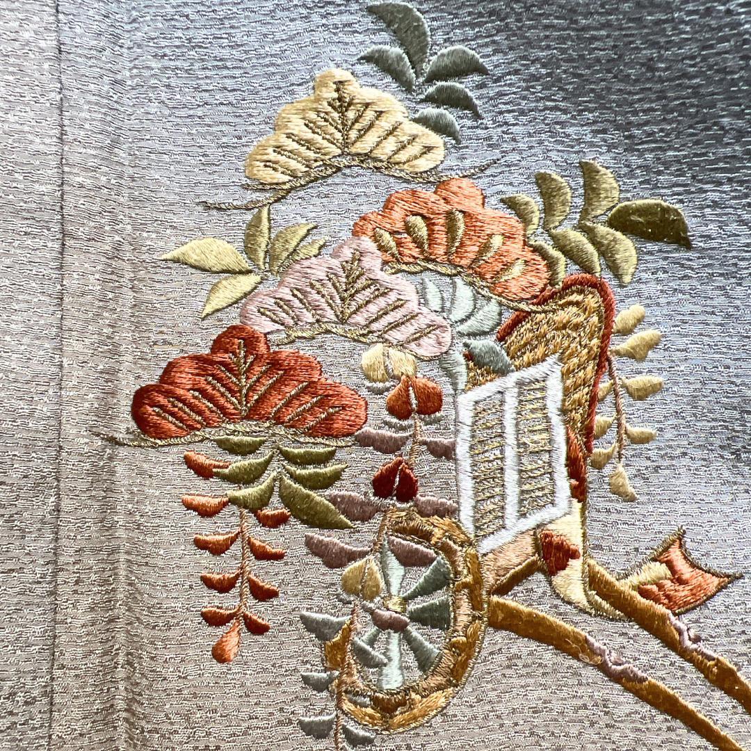未着用　付け下げ　刺繍　御所車　松　竹　花　紋無し　着物　123b d ms