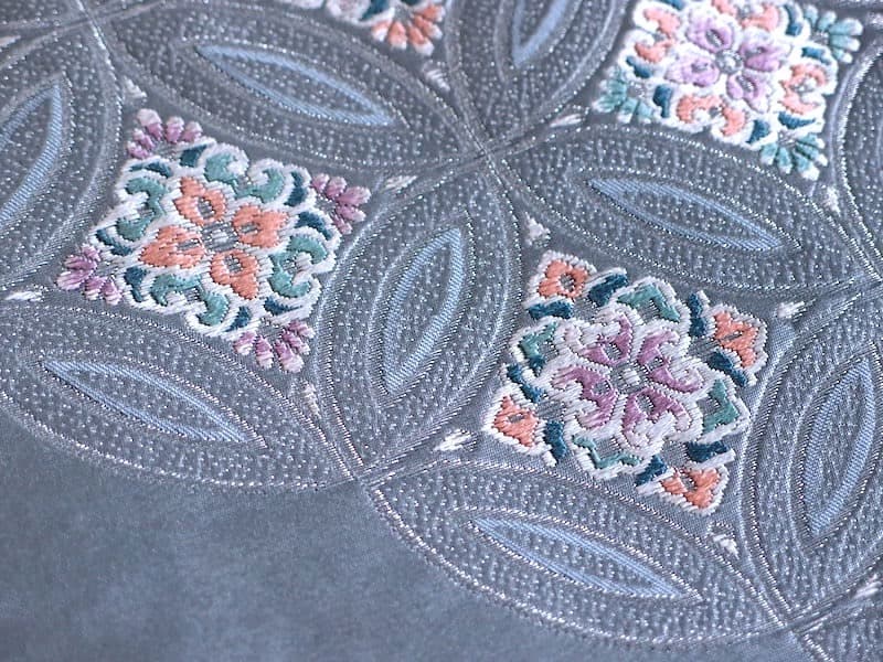 織りの九寸名古屋帯（花菱古典文）薄くキラリと　正絹美品