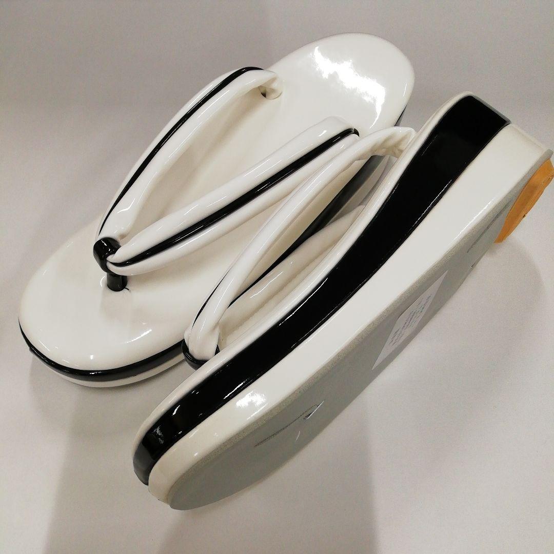 新品未使用☆　振袖用成人式 卒業式 　草履バッグセット　白黒　フリーサイズ45