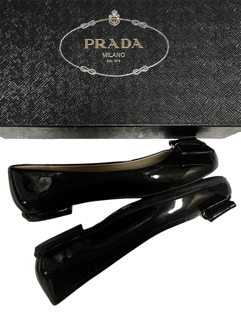 美品 PRADA プラダ リボン フラットシューズ 38 パテントレザー