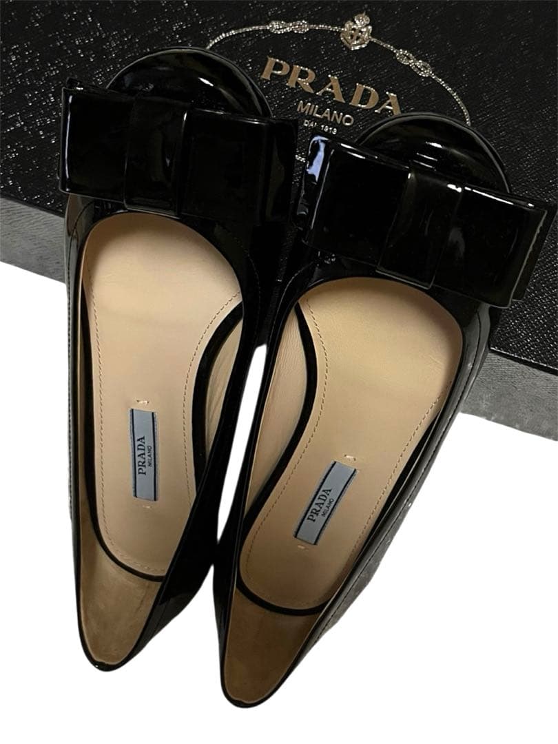 美品 PRADA プラダ リボン フラットシューズ 38 パテントレザー