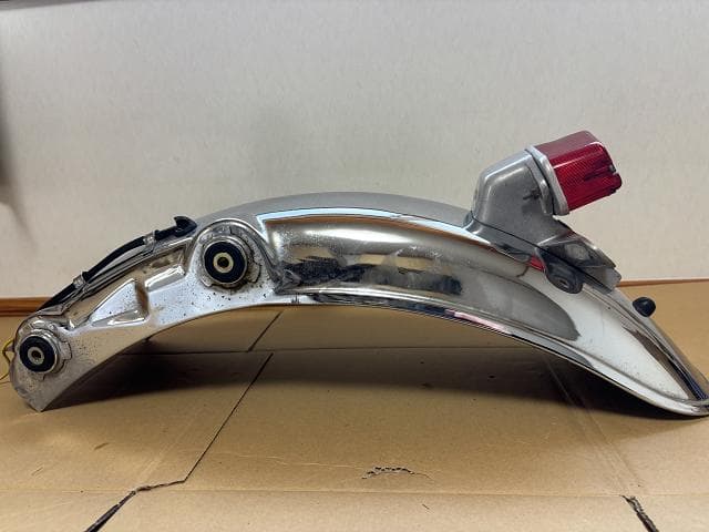 SR400 純正 リアフェンダー WM ルーカステールランプ付き