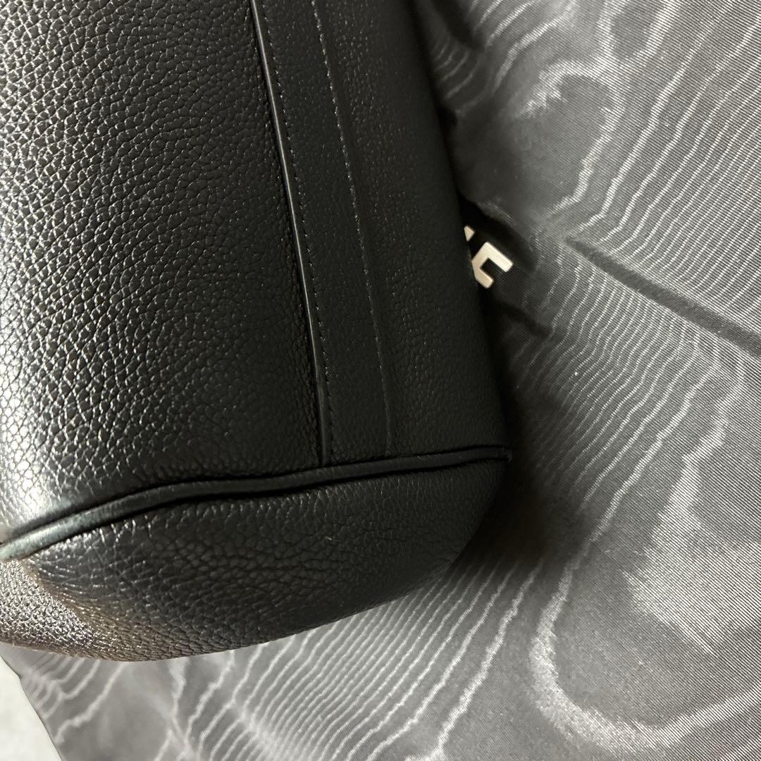 ★CELINE ブラックレザートートバッグ★
