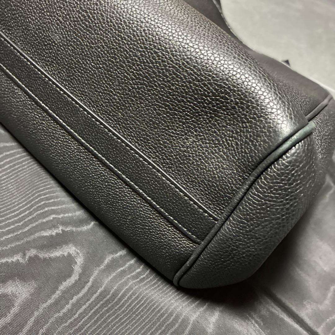 ★CELINE ブラックレザートートバッグ★