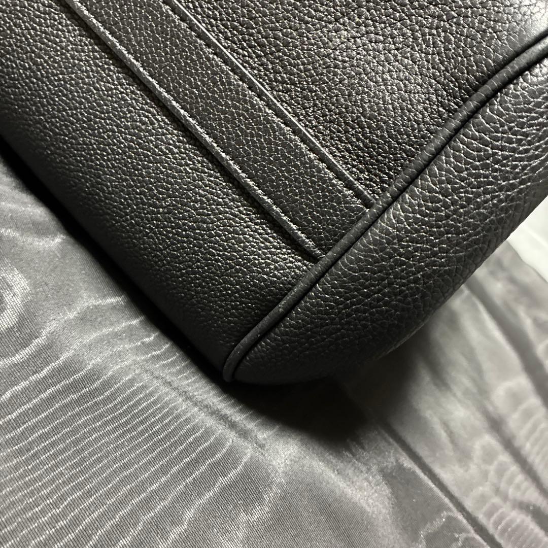 ★CELINE ブラックレザートートバッグ★