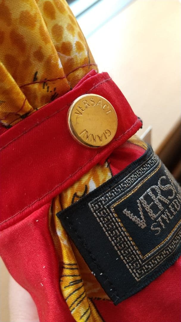 レア！ ヴェルサーチ 折り畳み傘 赤