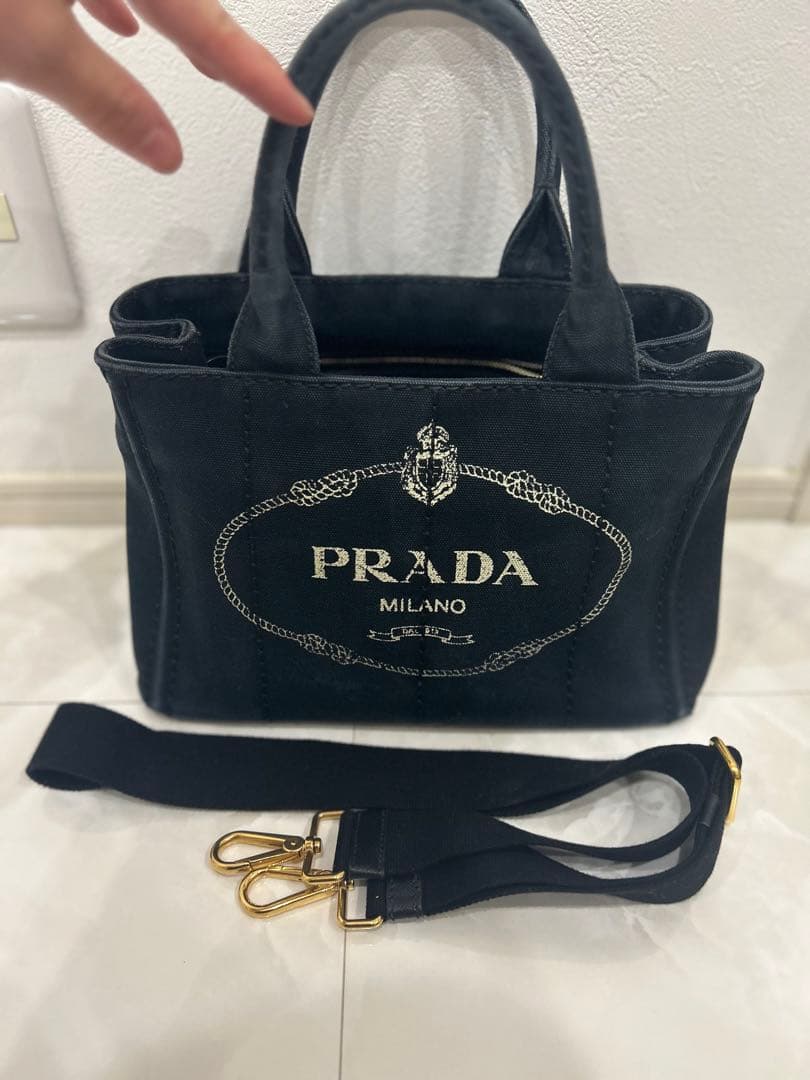 プラダ　PRADA カナパ　ブラックSサイズ