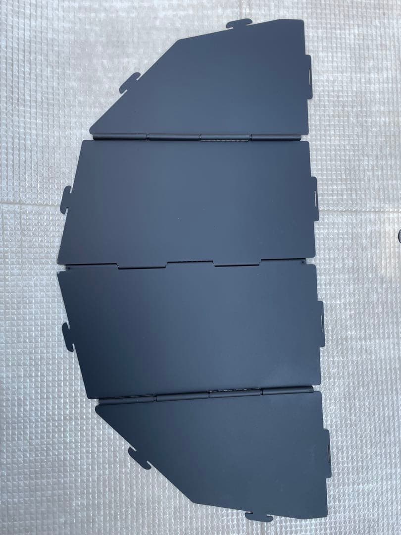 スームルームアーチ型焚き火台　サンゾー工務店ロダン型