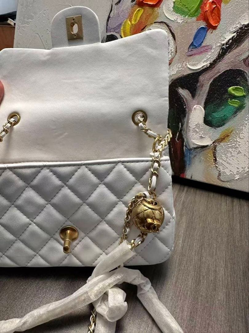 ショルダー バッグ　バックチェーンウォレット　白　ノベルティ　チェーンバック