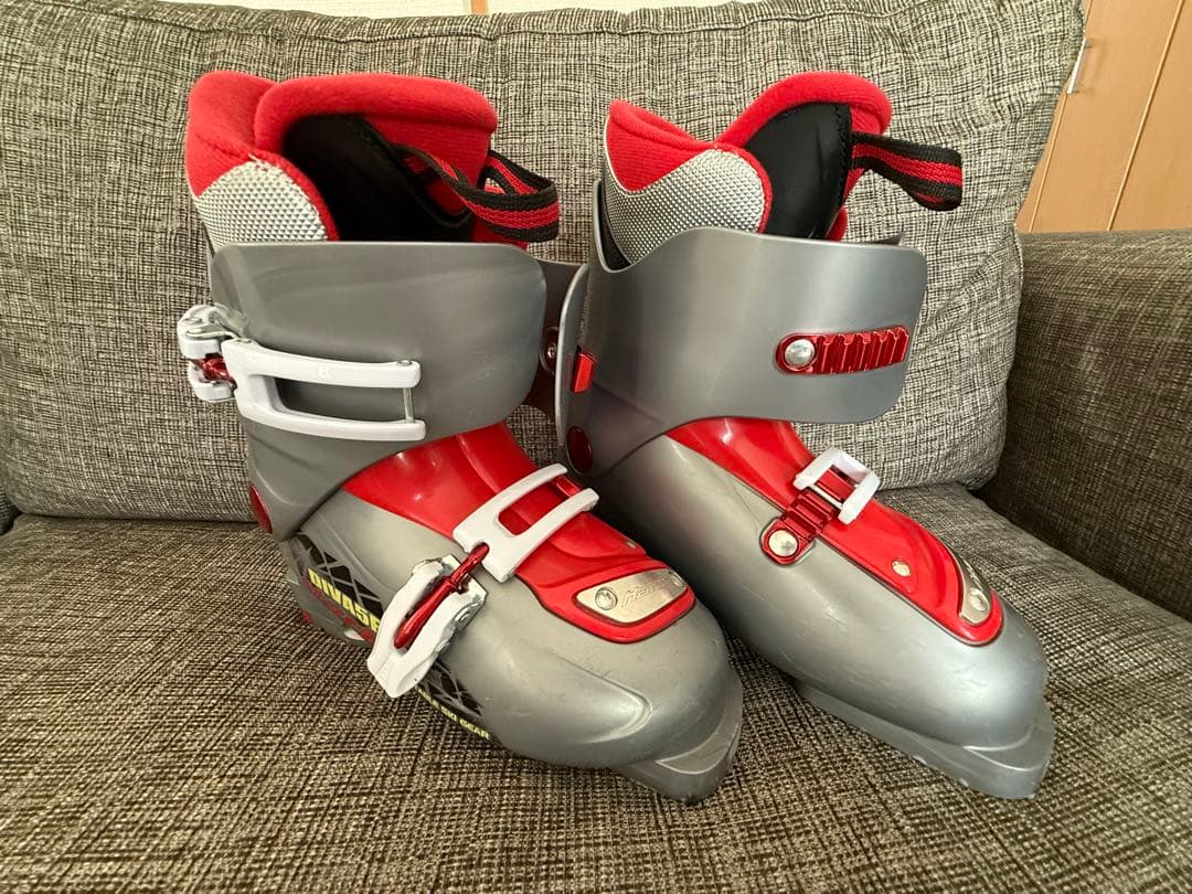 Salomon Q-Lux JR スキー板セット（ブーツ・ポール付き）