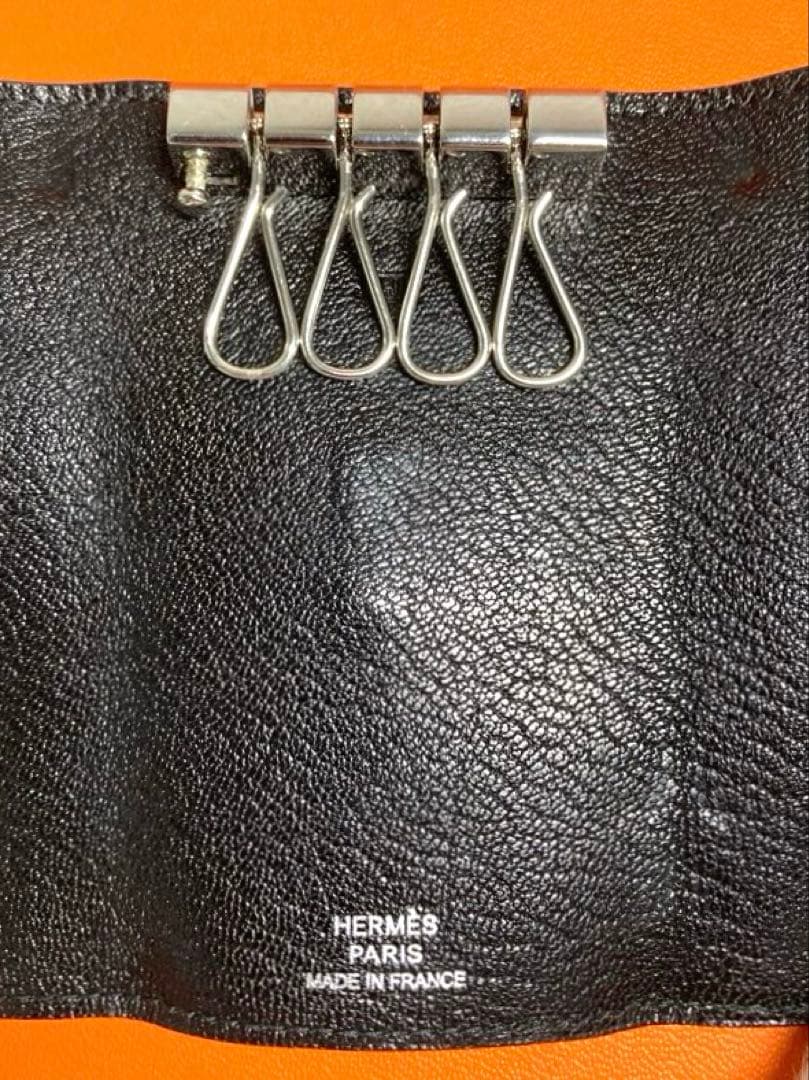 美品　HERMES エルメス　べアン　レザー　4連キーケース　ブラック　箱付き