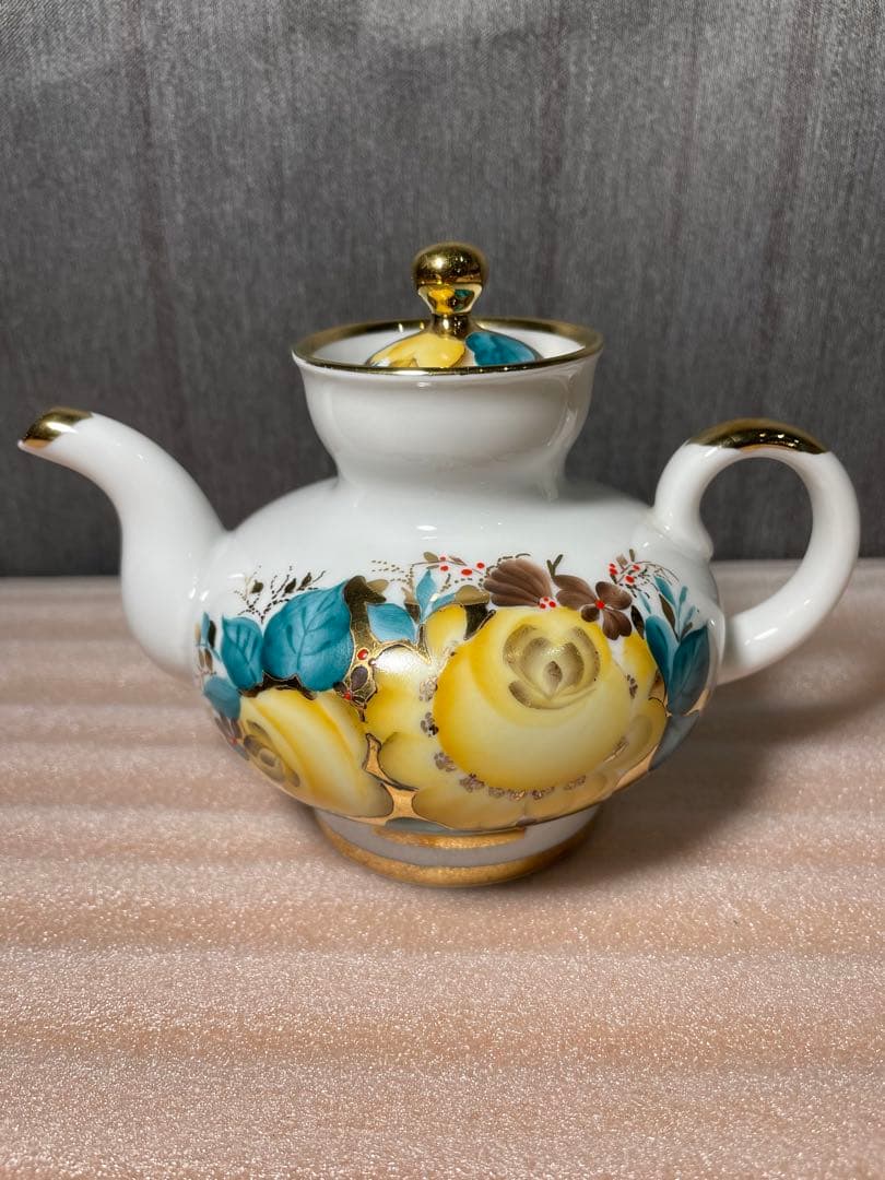 ポット　ロモノーソフ