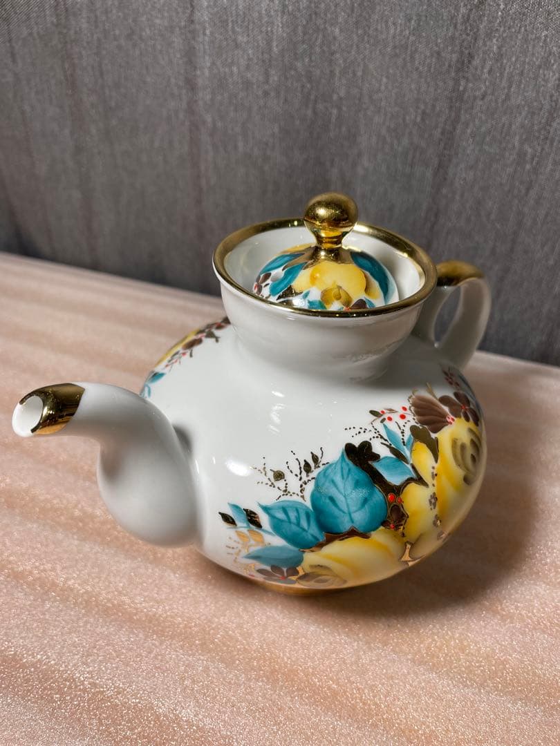 ポット　ロモノーソフ