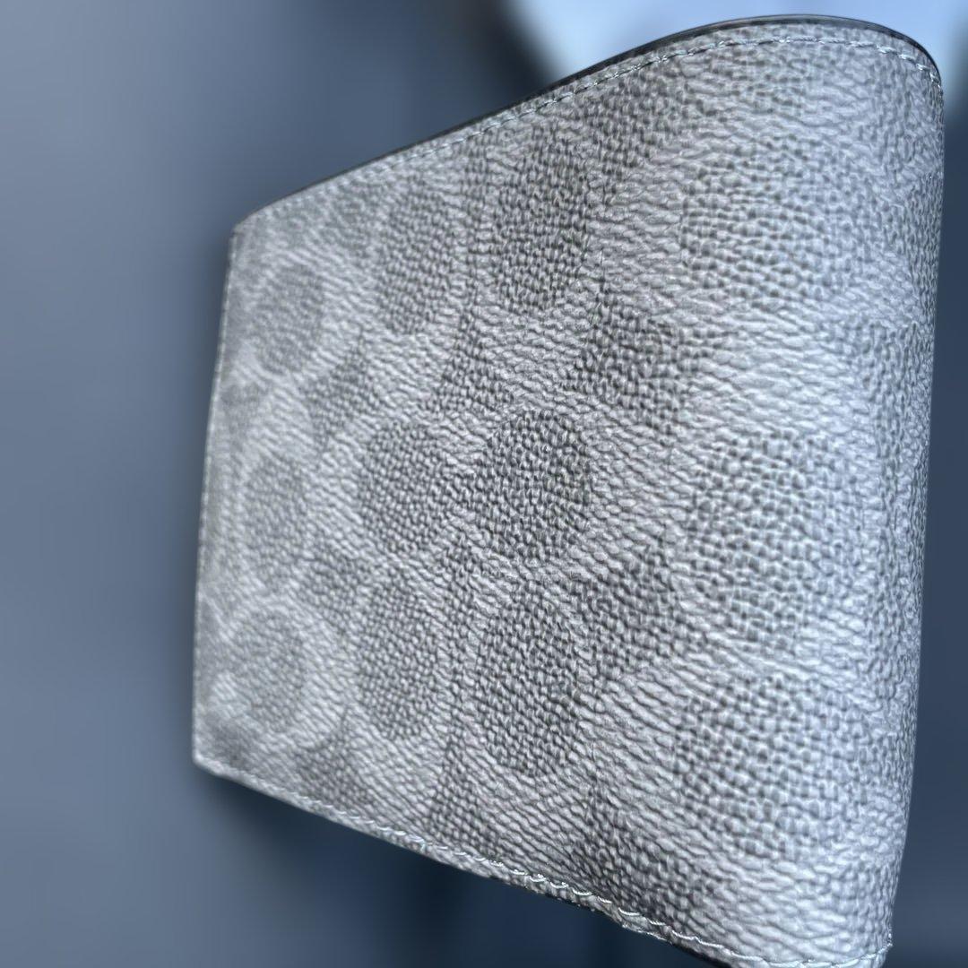 YUYA　　新品未使用　定価49,500円　COACH ライトグレー