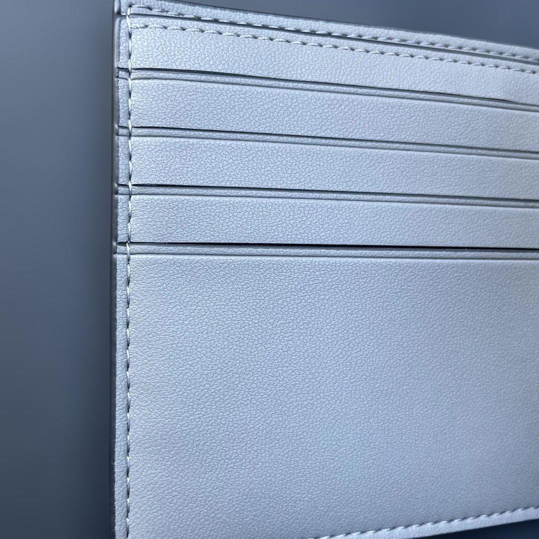 YUYA　　新品未使用　定価49,500円　COACH ライトグレー