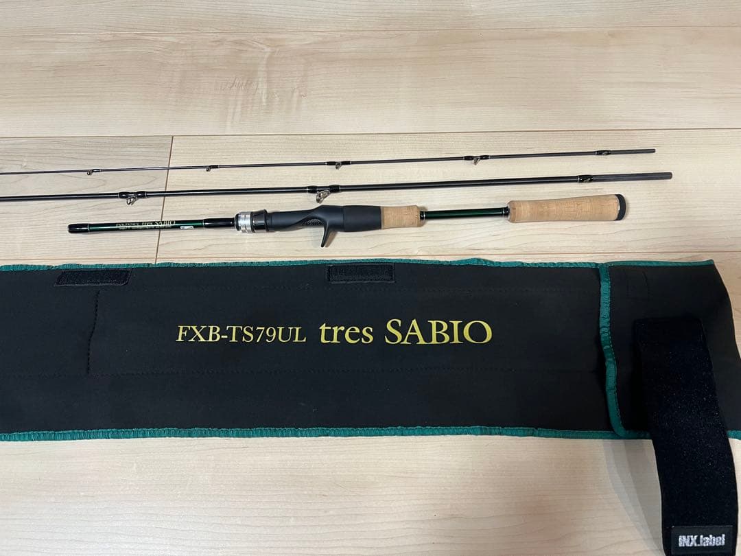 FXB-TS79UL TRES SABIO INX.label× fishman