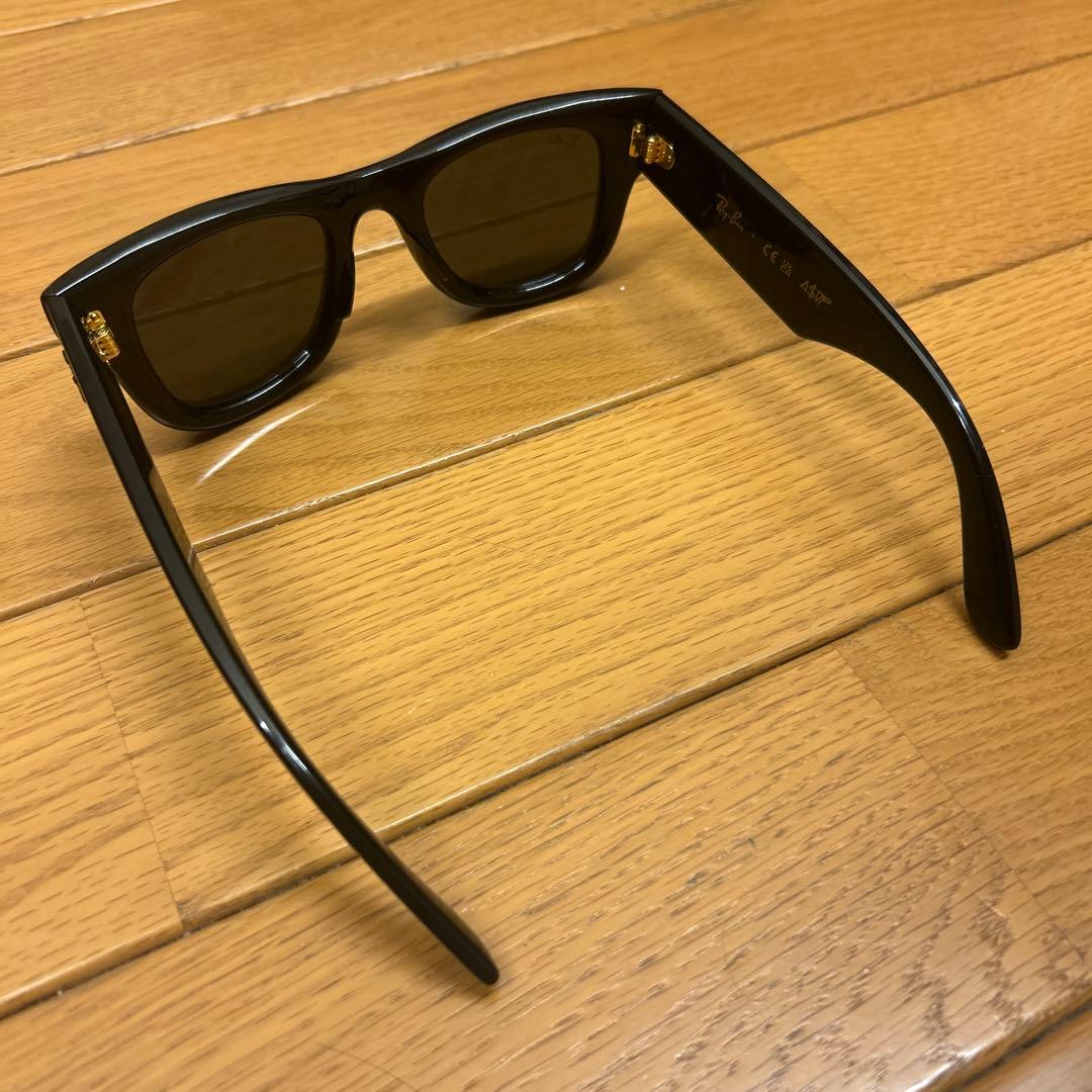 Ray-Ban asap rocky mega wayfarer サングラス