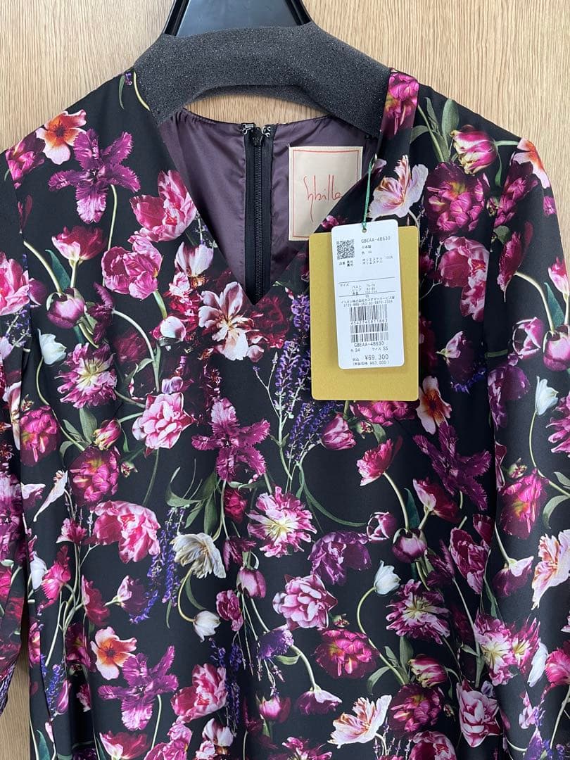 完売品❣️超美品❣️シビラ❣️ チューリップフォトプリントドレス❣️