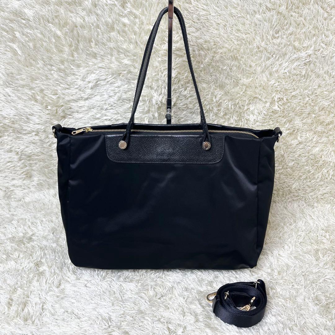 ★完売品★ラシット今期A4入るポケット多数三層構造メタルロゴ2wayバッグ