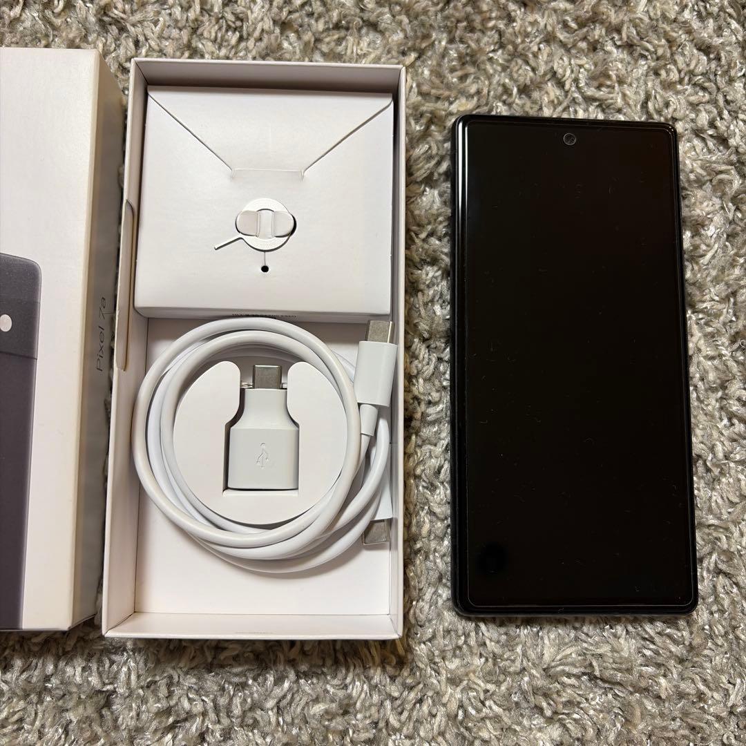 ○美品○ Google Pixel 7a 充電ケーブル、ケース付き