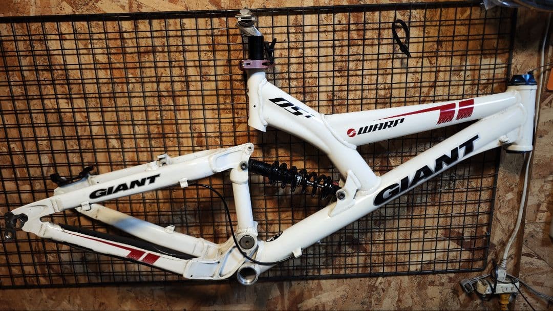 GIANT WARP DS1 フレーム　　16.5 42cm