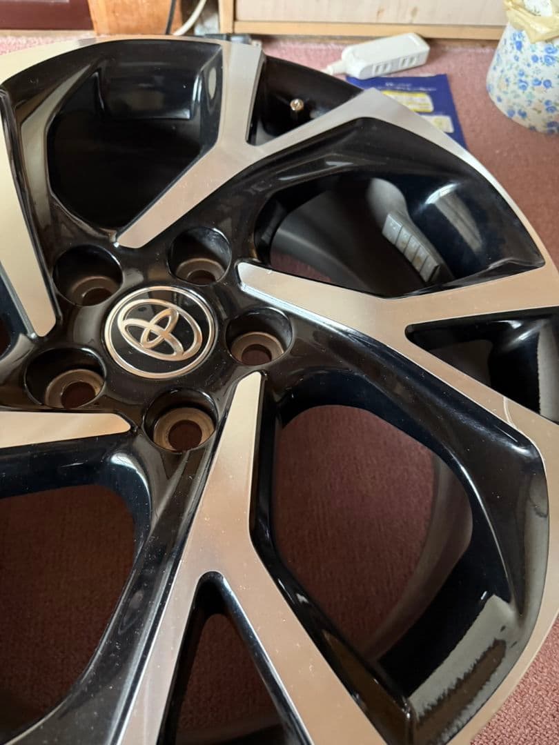 う*ん様 トヨタ 18インチ ホイール ブラック/シルバー