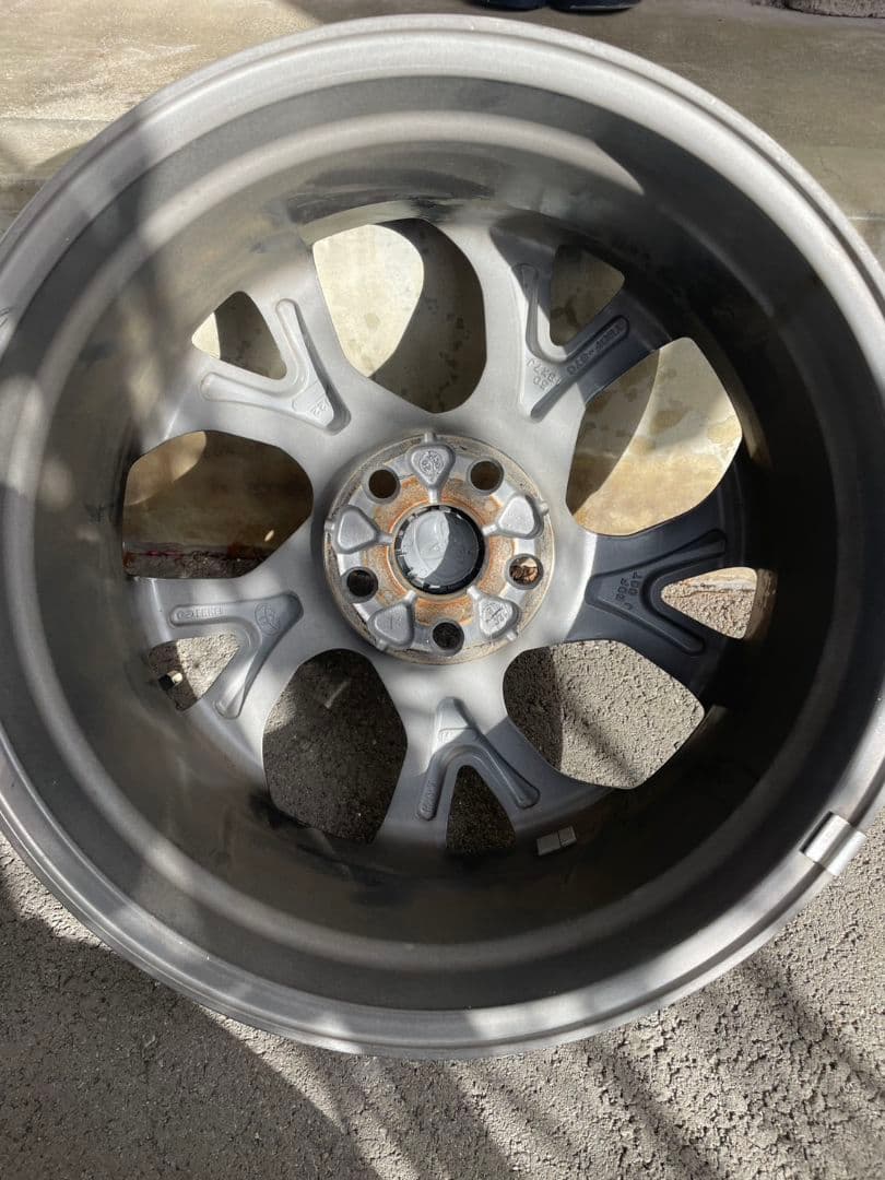 う*ん様 トヨタ 18インチ ホイール ブラック/シルバー