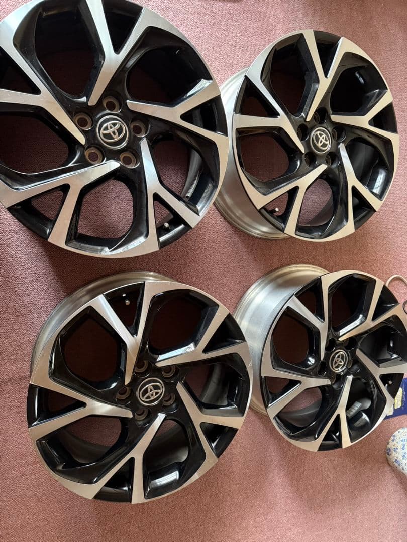 う*ん様 トヨタ 18インチ ホイール ブラック/シルバー