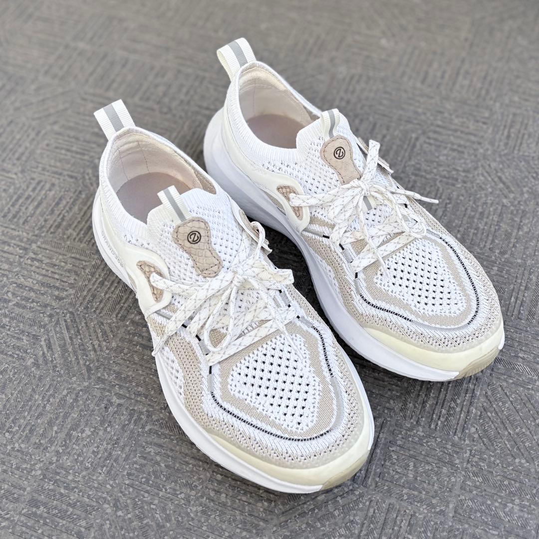 COLE HAAN ゼログランド ニットスニーカー 白 US8 25cm 美品