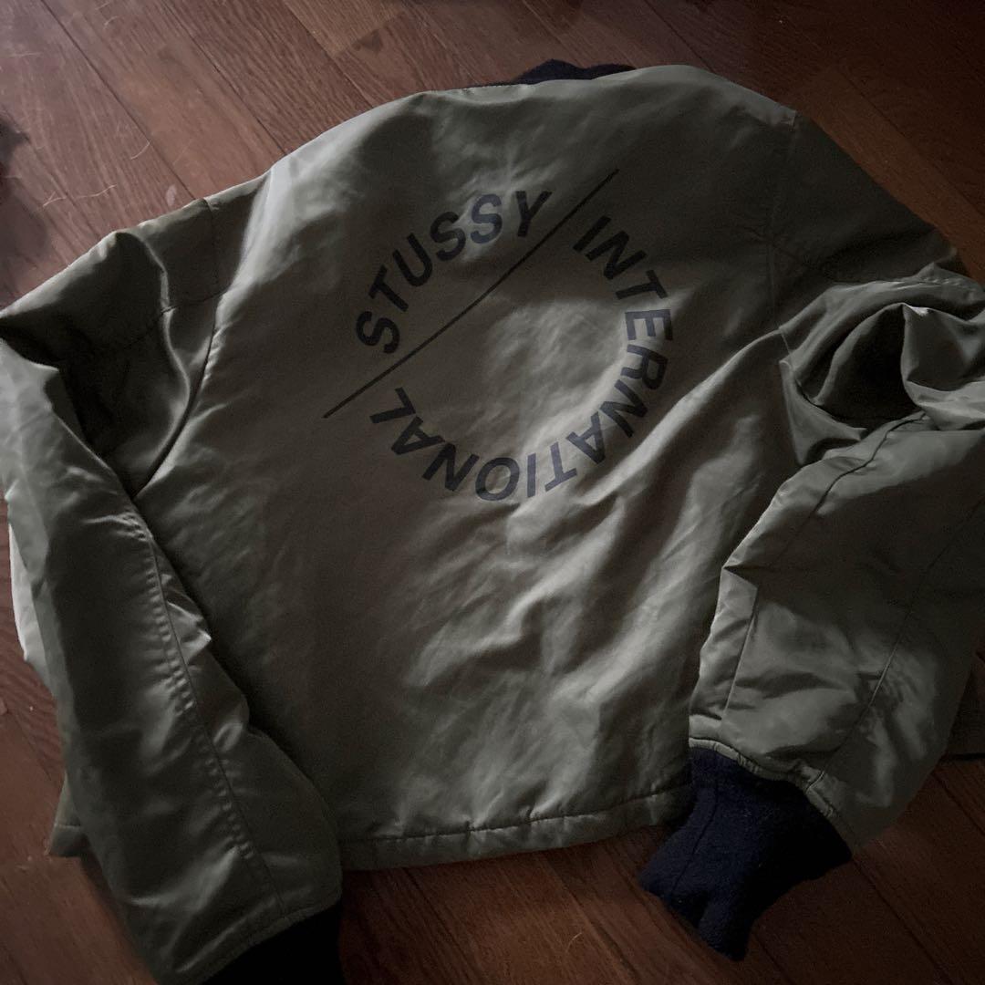 stussyMA 1ジャケット