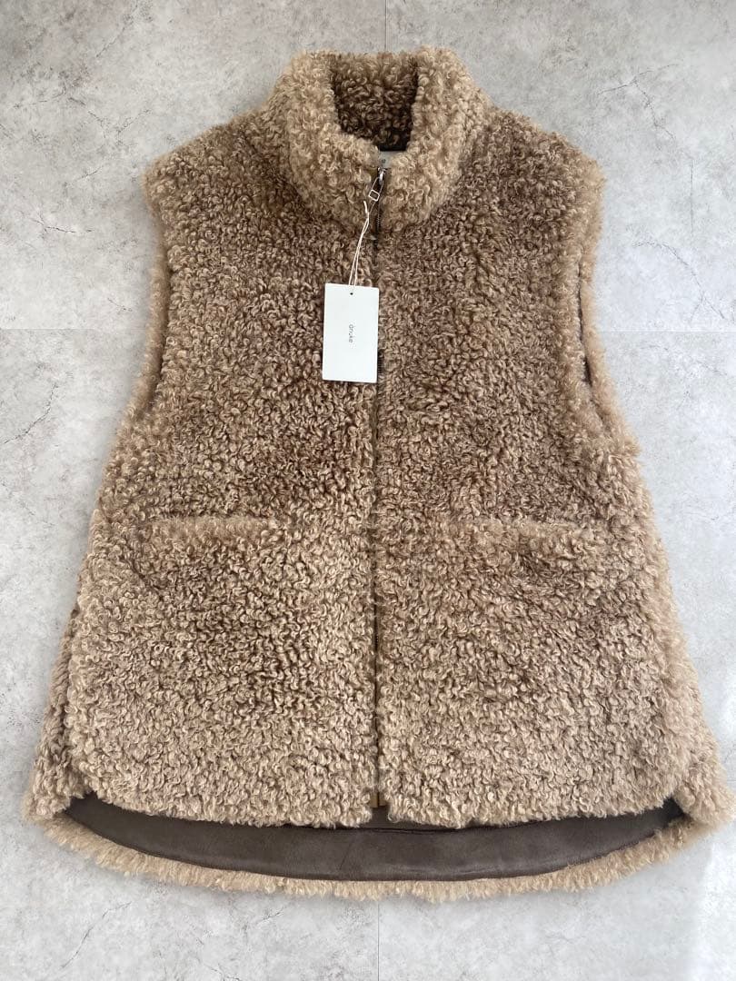 新品　未使用　anuke(アンヌーク) Eco Fur Vest モカ　36