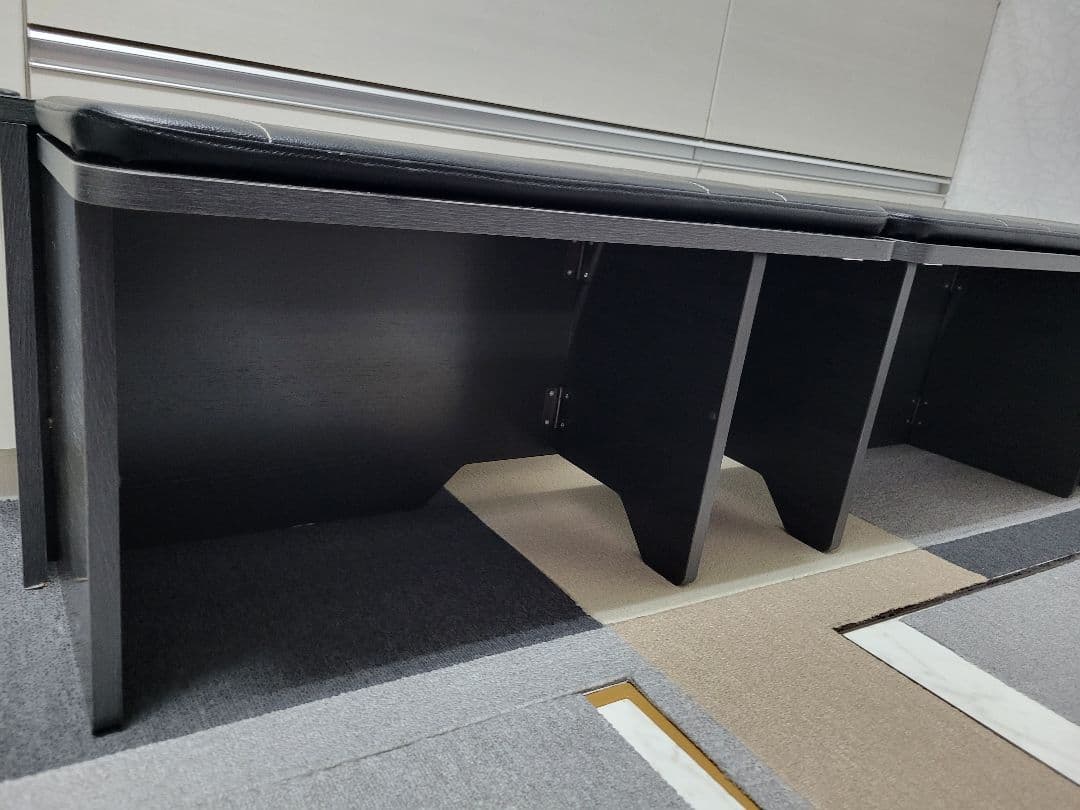 ハイエース200系 ❗セカンドテーブル+シート専用設計