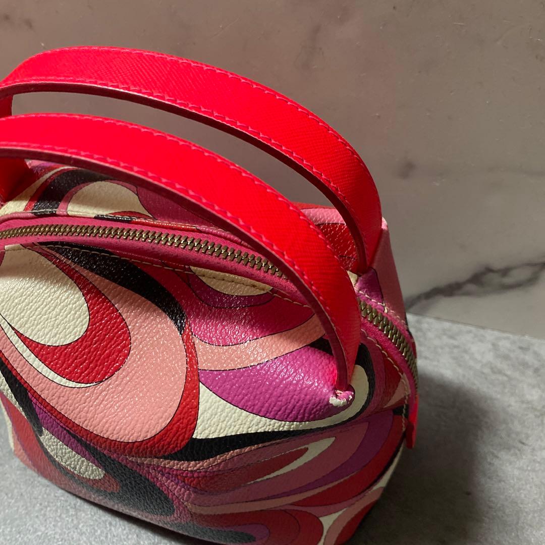 ✨美品✨EMILIO PUCCI 総柄 レザーバッグ　マルチカラー