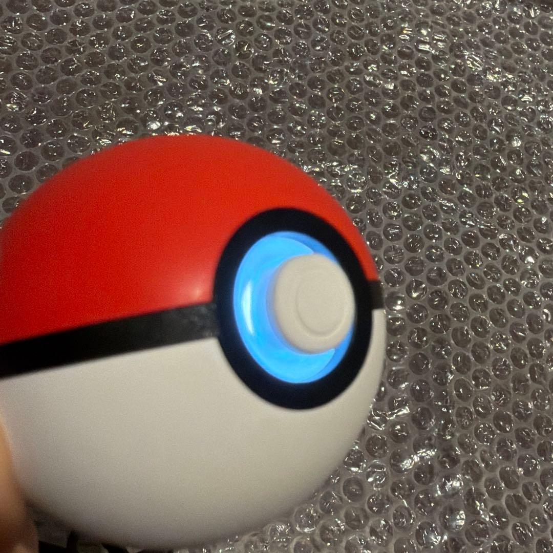 ポケモン　Let's Go!イーブイ モンスターボール plus ミュウ