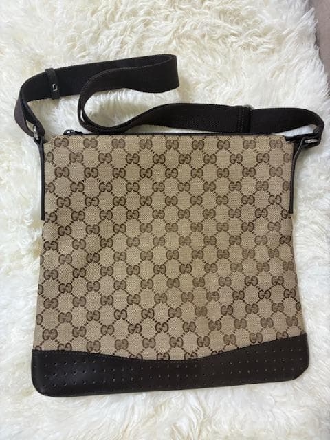 ☆美品☆GUCCI　GGキャンバス　ショルダーバッグ　ブラウン系