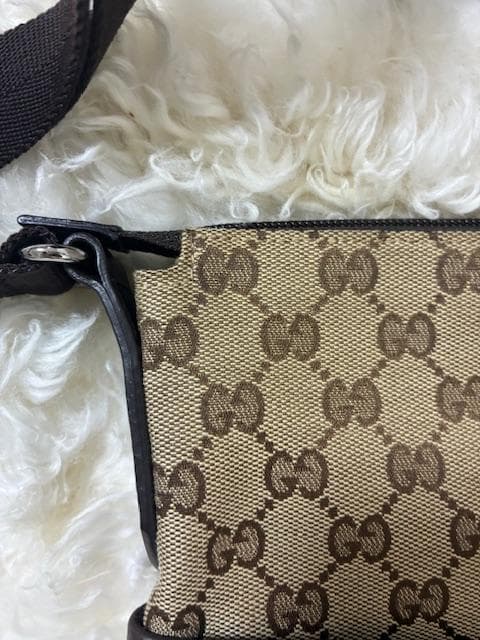 ☆美品☆GUCCI　GGキャンバス　ショルダーバッグ　ブラウン系