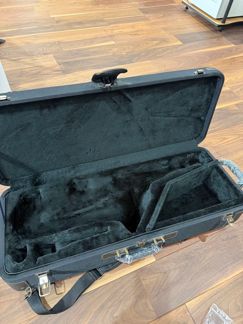 新品未使用品 YANAGISAWA テナーサックスケース 黒