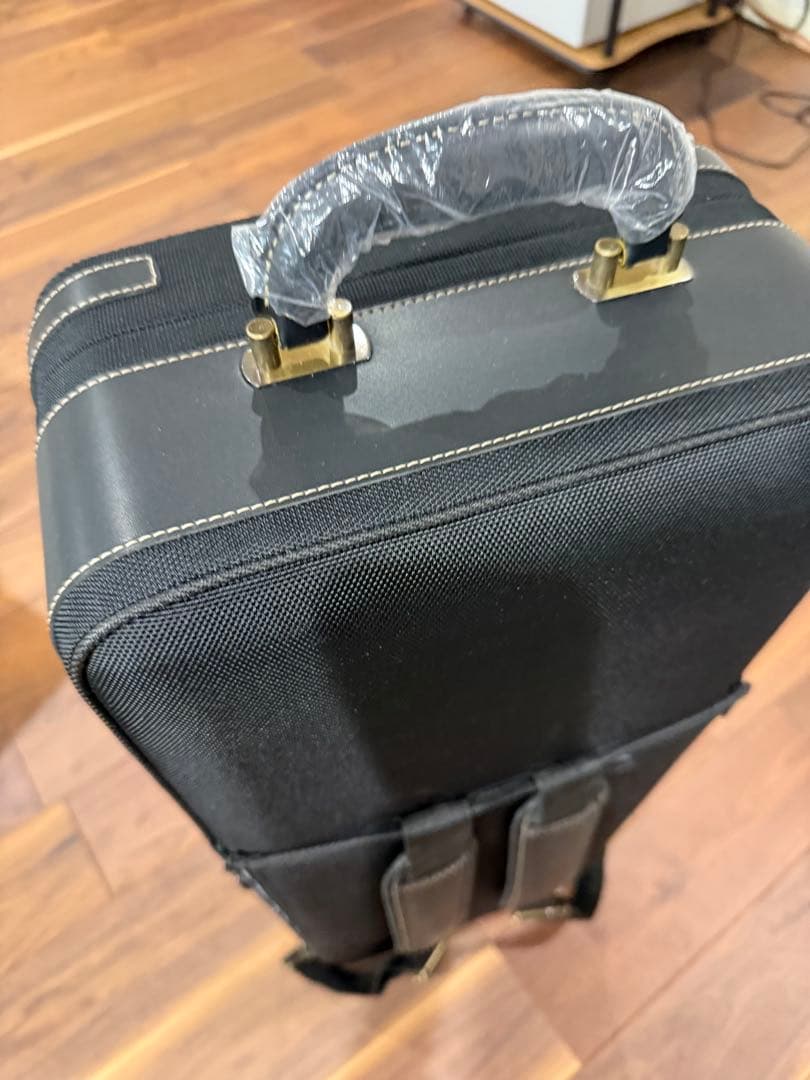 新品未使用品 YANAGISAWA テナーサックスケース 黒