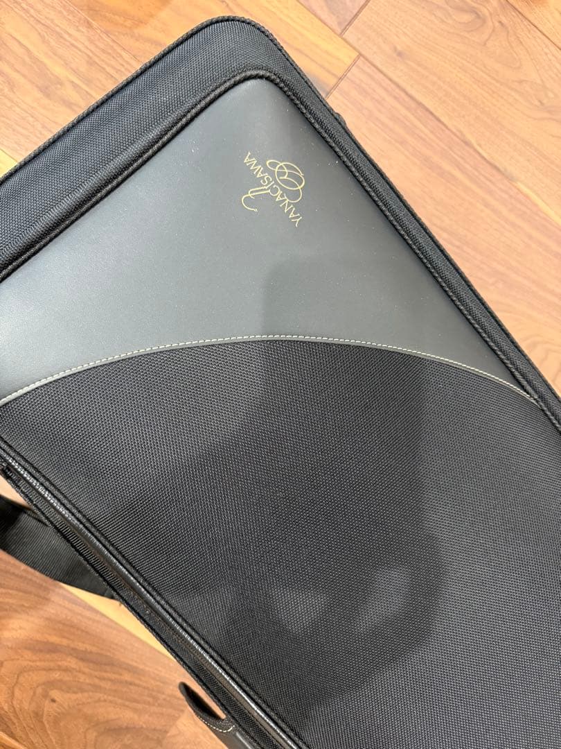 新品未使用品 YANAGISAWA テナーサックスケース 黒