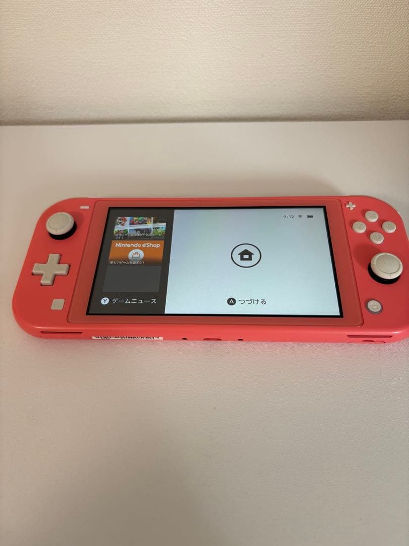 Nintendo Switch LITE コーラル　ニンテンドー　スイッチライト